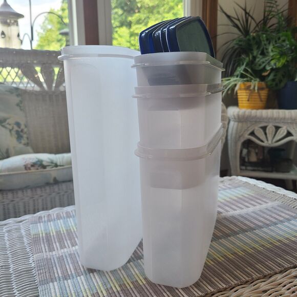 Vintage Tupperware Modular Mates Super Oval Pantry Set Four Piece Set Blue Lids - Picture 6 of 8